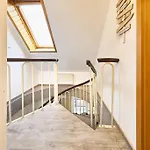 Haus Muehlentrift 06 *